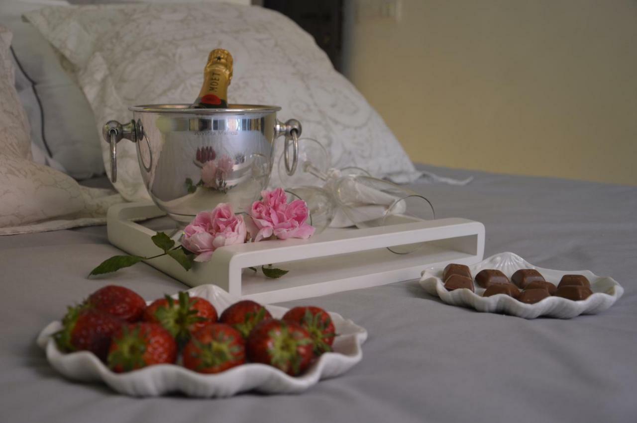 Mare Rooms Bari Old Town Center Bagian luar foto